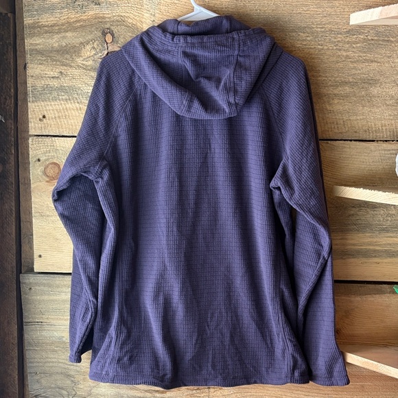 Mountain Hardwear Summit Grid Hoody - Picture 8 of 9